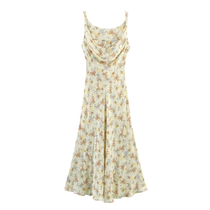 Robe à bretelles fleurie française crème avec imprimés d'été et coupe trapèze fluide