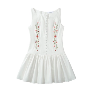 Women Fresh White Sleeveless Mini Dress Floral Embroidered Pleated Hem V Neck Button Decoration Casual Summer Party Dress