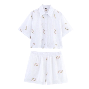 Tenue Femme Blanc Mélange Coton Chemise Et Short Broderie Anglaise Fleurs Brodées Haut Manches Courtes Boutons Taille Élastique Été