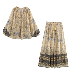 Women Bohemian Paisley Print Shirt And Skirt V Neck Long Lantern Sleeve Top And Elastic Waist Tassel Midi Skirt Outfit