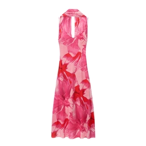 Robe longue dos nu d'été avec imprimé floral rose et détail de dos ouvert