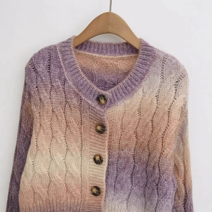 Women's gradient cable knit cardigan with vintage buttons for casual spring style