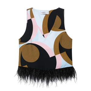 Women's V-neck sleeveless top with geometric print and black feather fringe hem detail