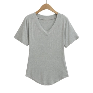 Detail view of heather grey v-neck t-shirt with slim fit and stylish curved hem design