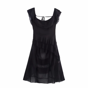 Robe mi-longue noire élégante à volants avec col à nouer et détails de jupe asymétriques
