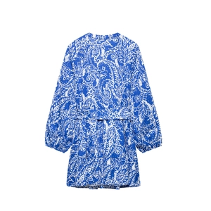 Mini-robe d'été pour femmes avec imprimé cachemire bleu et blanc et manches bouffantes