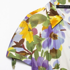 Short sleeve floral print V-neck dress for women with vibrant watercolor flower patterns