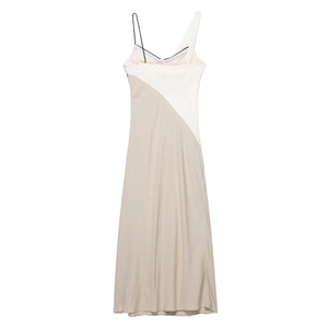 Robe midi asymétrique élégante avec col en V et design patchwork contrasté en blanc et beige