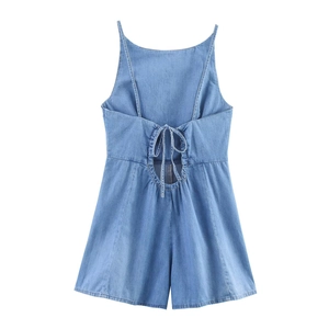 Combishort en jean bleu clair pour femme avec dos nu ajouré et nœud ajustable