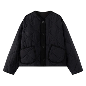 Women's black quilted lightweight jacket with round neck and single-breasted buttons