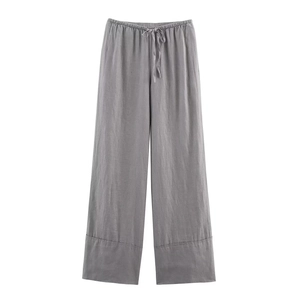 Détails du pantalon large gris foncé avec taille élastique à cordon et texture lin