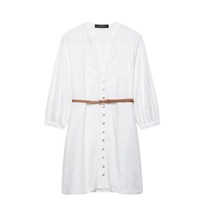 Robe Femme Blanche Broderie Anglaise Col en V Simple Boutonnage Avec Ceinture Marron Manches Longues Mélange de Coton Décontracté