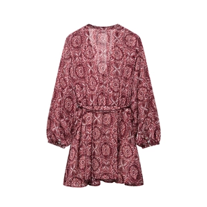 Robe d'été rouge à imprimé fleuri, col en V, manches longues, ceinture et coupe trapèze