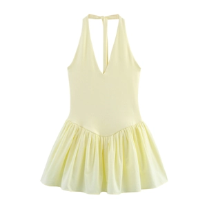 Summer cream halter neck V-neck dress with ruffled hem and slim fit silhouette