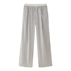 Pantalón casual a rayas marrones con cintura elástica y detalle de botones frontales
