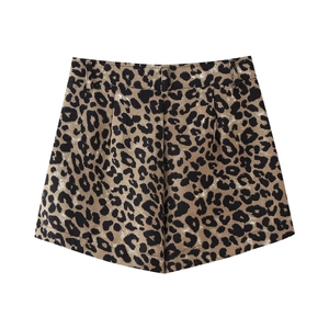 Women's high-waisted leopard print shorts with cuffed hems and casual street style