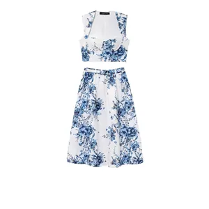 Top Corto sin Mangas con Estampado Floral para Mujer y Falda Midi Acampanada de Cintura Alta Moda de Verano Blanco Azul Casual