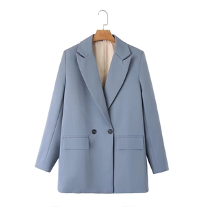 Damen Blazer in Graublau, zweireihig mit klassischem Reverskragen und eleganten Pattentaschen