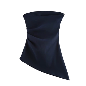 Détail du haut bustier froncé avec ourlet asymétrique et zip latéral en bleu marine