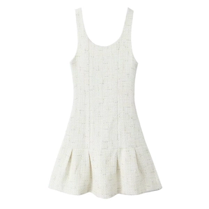 Elegant white tweed sleeveless dress with square neck and ruffled fishtail hemline