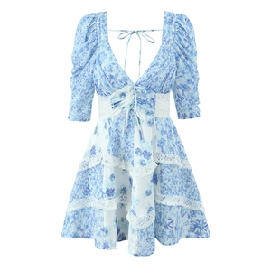 Blue porcelain floral print V-neck dress with lace patchwork and puff sleeves