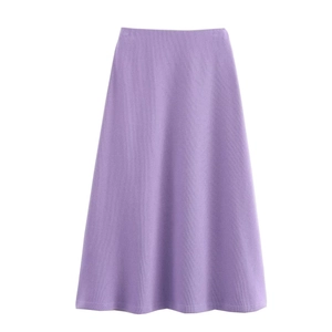 Falda midi acampanada de punto morada con cintura alta y tejido de textura suave