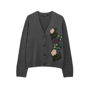 Cardigan tricoté gris foncé pour femmes avec broderies florales colorées et col en V chic