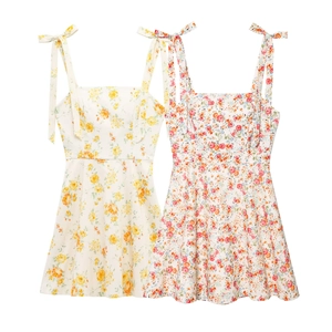 Damen Blumenmuster Mini Kleid Süß A-Linie Sommer Kleid Mit Schleifen Träger Eckiger Ausschnitt Hohe Taille Ärmellos Polyester Casual Party Kleid
