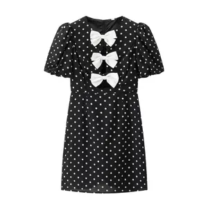Damen Retro Punktmuster Kleid Puffärmel A-Linie Kurzes Kleid Drei Schleifen Slim Fit Schwarz Weiß Sommer Mode Streetwear Kleid