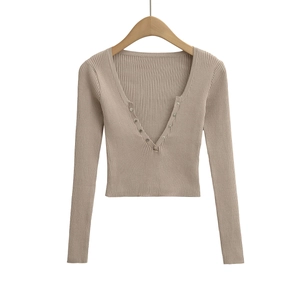 Slim fit khaki V-neck long sleeve knit crop top featuring stylish front buttons