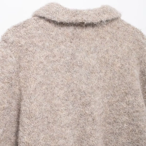 Women oatmeal knit cardigan with faux fur texture and elegant lapel collar detail