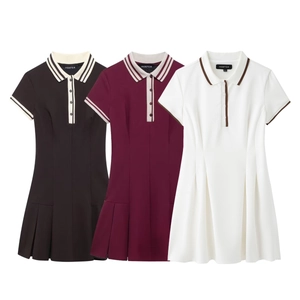 Robe Plissée Femme Élégante avec Col Polo Manches Courtes Colorblock Style Collégien Décontracté Tennis Mode Mini Robe