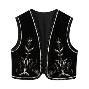 Gilet ethnique en velours noir avec broderies de paillettes florales argentées pour femme