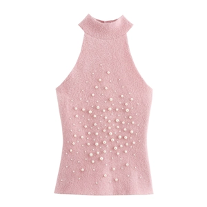 Top in maglia senza maniche rosa da donna con eleganti perline e scollo alto all'americana