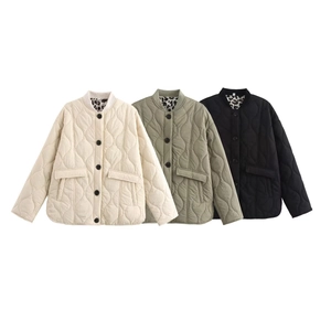 Quilted cotton jackets in three colors featuring wave patterns and leopard print lining