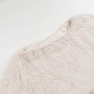 Fashionable light pink faux fur shawl top with soft satin lining for autumn and winter season