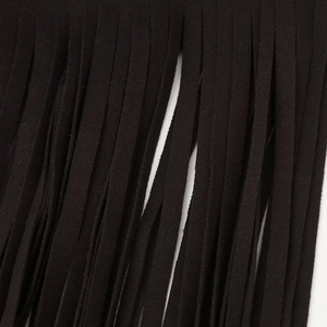 Cappotto da donna 2024 nero con eleganti frange lunghe e dettagli in lana di alta qualità