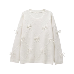 White crew neck sweater with 3D diamond knit pattern and bow detailing for women
