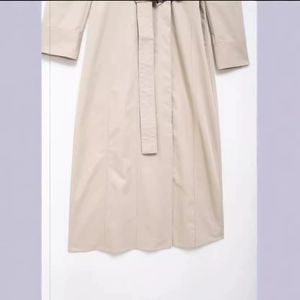 Robe chemise midi d'automne pour femme beige clair avec ceinture assortie élégante