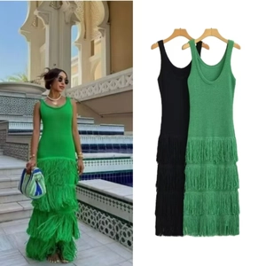 Robe Maxi Élégante en Tricot sans Manches pour Femmes avec Glands Couleur Unie Col Rond Robe Longue