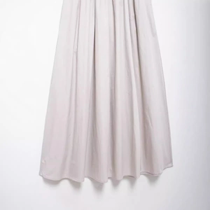 Robe midi femme 2024 automne avec nœud en tissu tissé gris clair minimaliste
