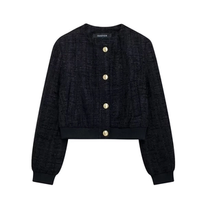 Veste courte noire en tweed pour femme avec tissu texturé et boutons dorés gaufrés