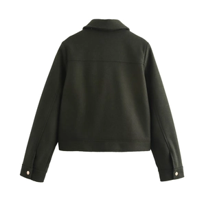 Vue arrière d'une veste courte vert foncé pour femme en tissu de laine chaud