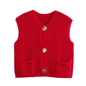 Chaleco de punto rojo para mujer con cuello en V, botones dorados y textura gruesa