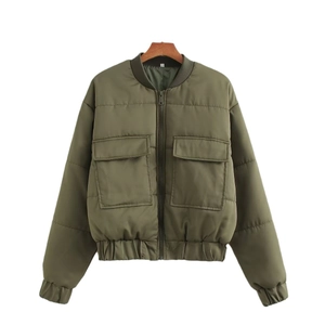 Damen Steppjacke in Armee-Grün mit zwei großen Taschen und elastischem Saum