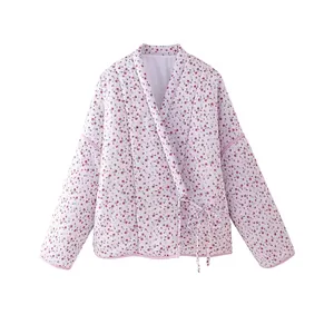Women's Floral Quilted Jacket Kimono Style Padded Coat With Side Tie V-Neck Long Sleeve Vintage Print Lightweight Outerwear