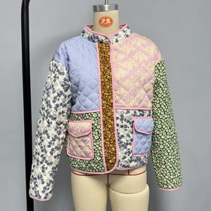 Women's vintage patchwork quilted cotton jacket with floral patterns and stand collar