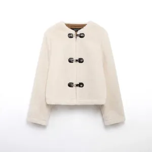 Women Elegant Faux Fur Jacket Off White Round Neck Short Coat Leather Buckle Warm Long Sleeve Streetwear Fashion Outerwear
