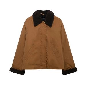 Women's vintage brown jacket with contrast shearling collar and long sleeves
