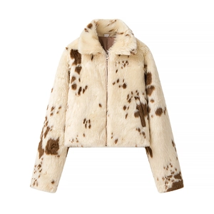 Manteau court en fausse fourrure pour femmes avec motif vache, col à revers et fermeture éclair